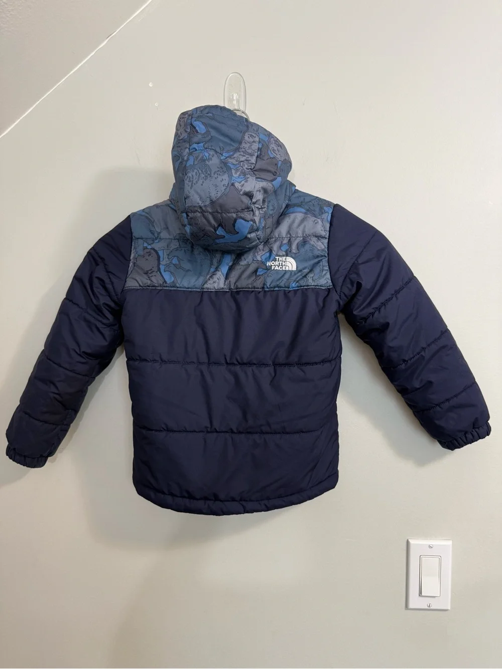 The North Face Reversible Mount Chimbo Hooded Jacket